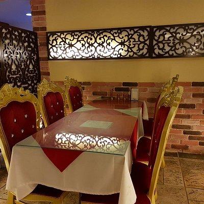 De Delhi Restaurant
