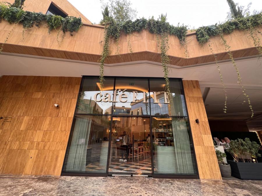 Café  Elle - Via Riyadh