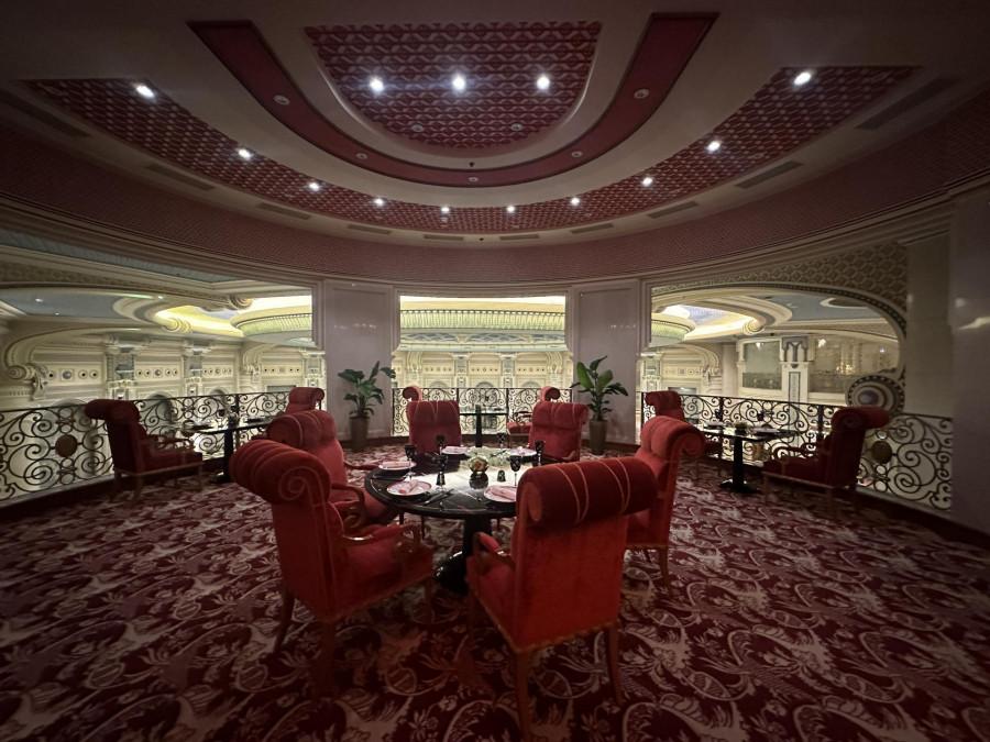 Hong Restaurant - The Ritz Carlton - Riyadh