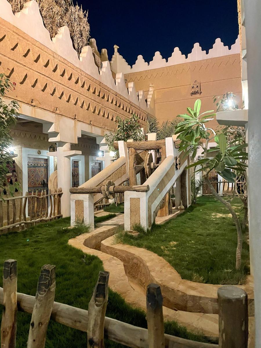 Najd Village Traditional Arabic Restaurant - Riyadh